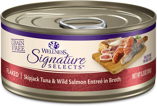 Wellness CORE Signature Selects Grain Free Wet Cat Food, Flaked Real Meat in Gravy Sauce, Natural, High Protein Cat Food, Healthy, Adult